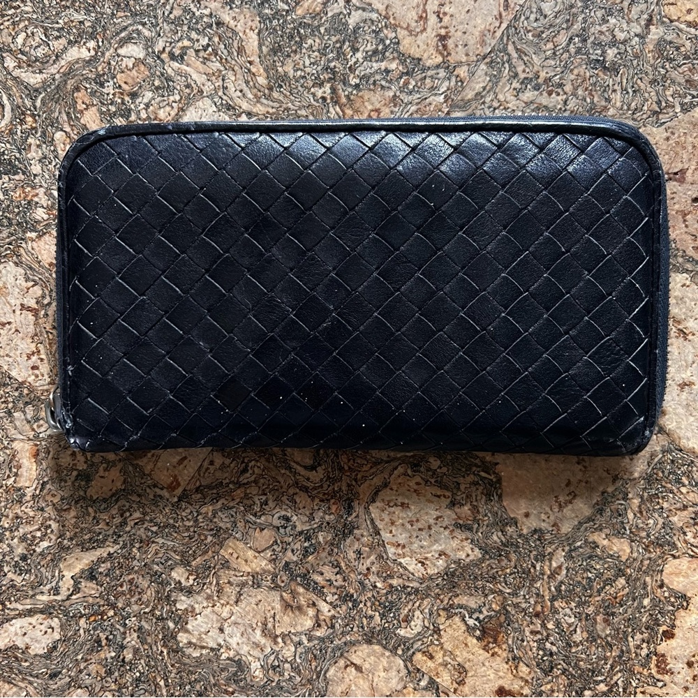Bottega Veneta Intrecciato Zip Wallet